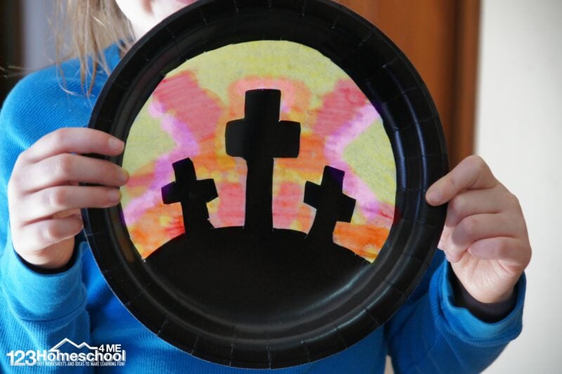 Beautiful cross craft kids can make with paper plate and coffee filter