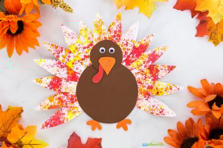 EASY Bubble Wrap Turkey Craft for Kids