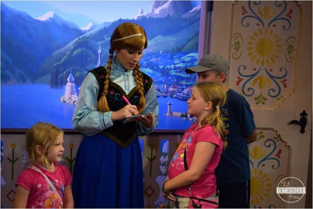 Meet Elsa and Anna in Charming Arendelle