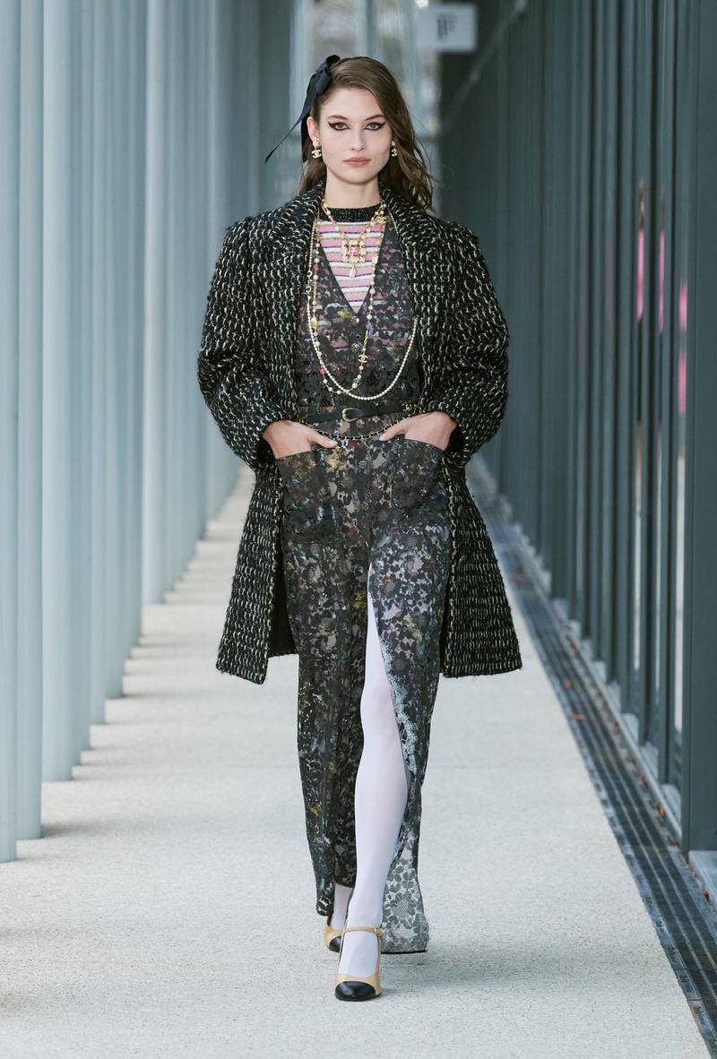 Chanel's Métiers d’Art collection look 3.