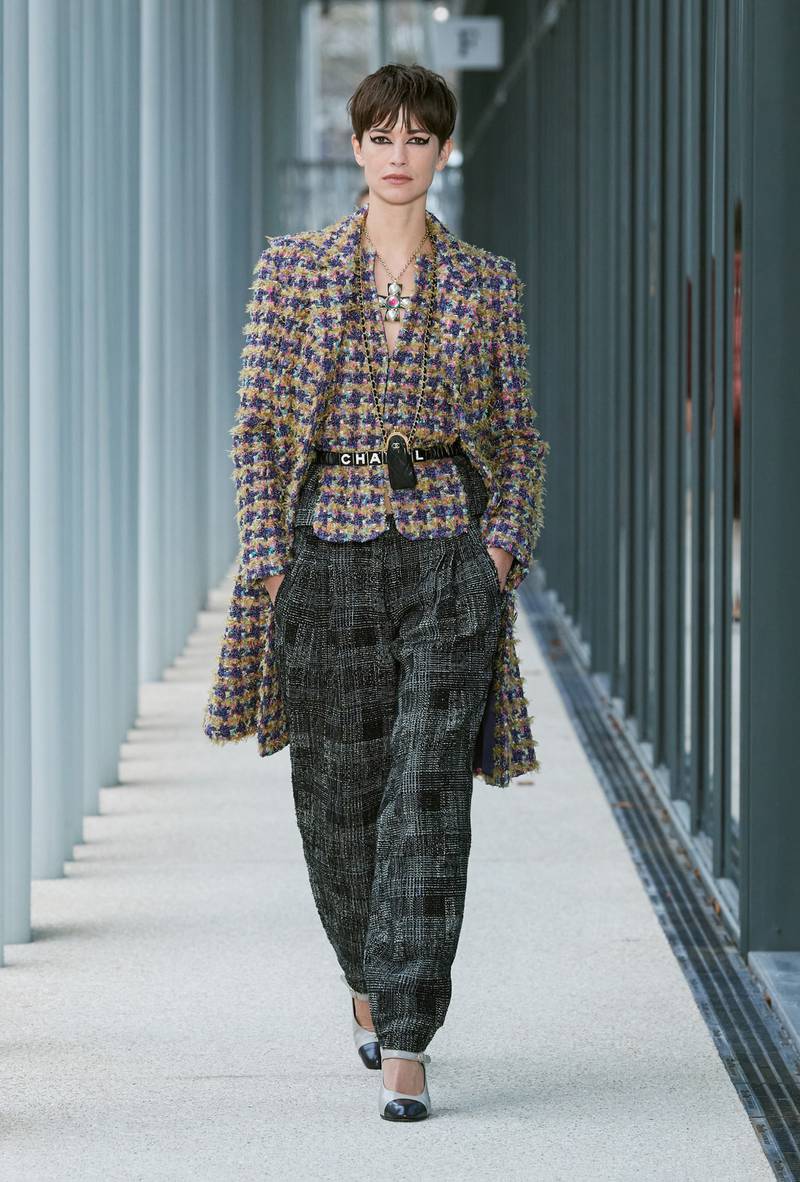 Chanel's Métiers d’Art collection look 22.