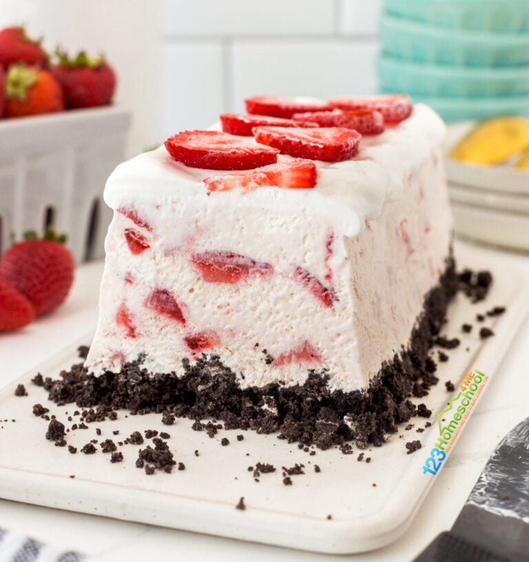 Fluffy, No-Bake Summer Strawberry Dessert Cake