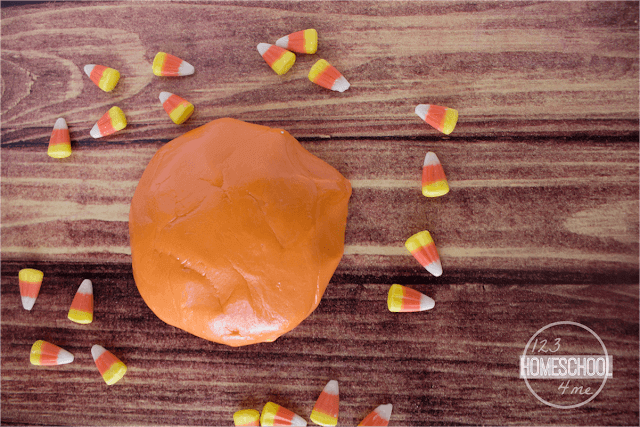 Edible-Candy-Corn-Playdough-Recipe